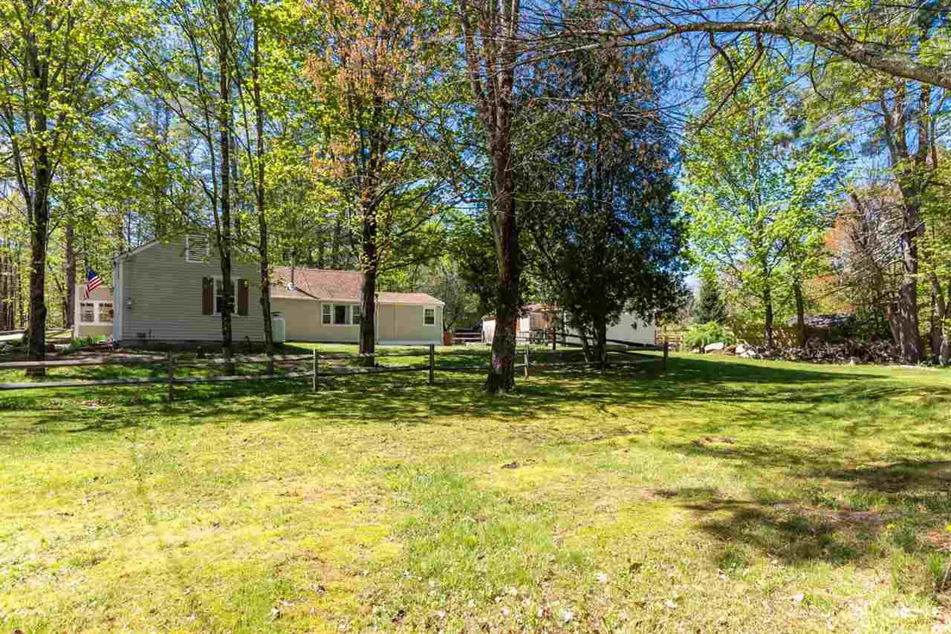 2 Springvale Avenue Brookline NH 03033