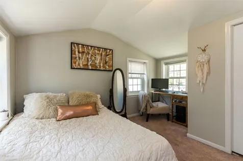 2 Springvale Avenue Brookline NH 03033