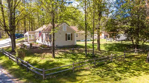 2 Springvale Avenue Brookline NH 03033