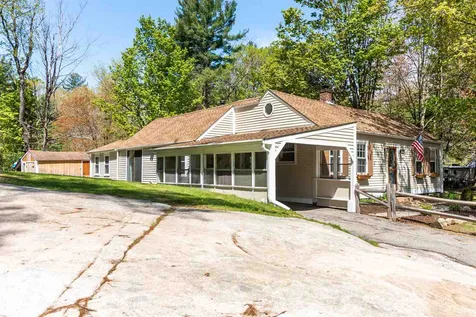 2 Springvale Avenue Brookline NH 03033