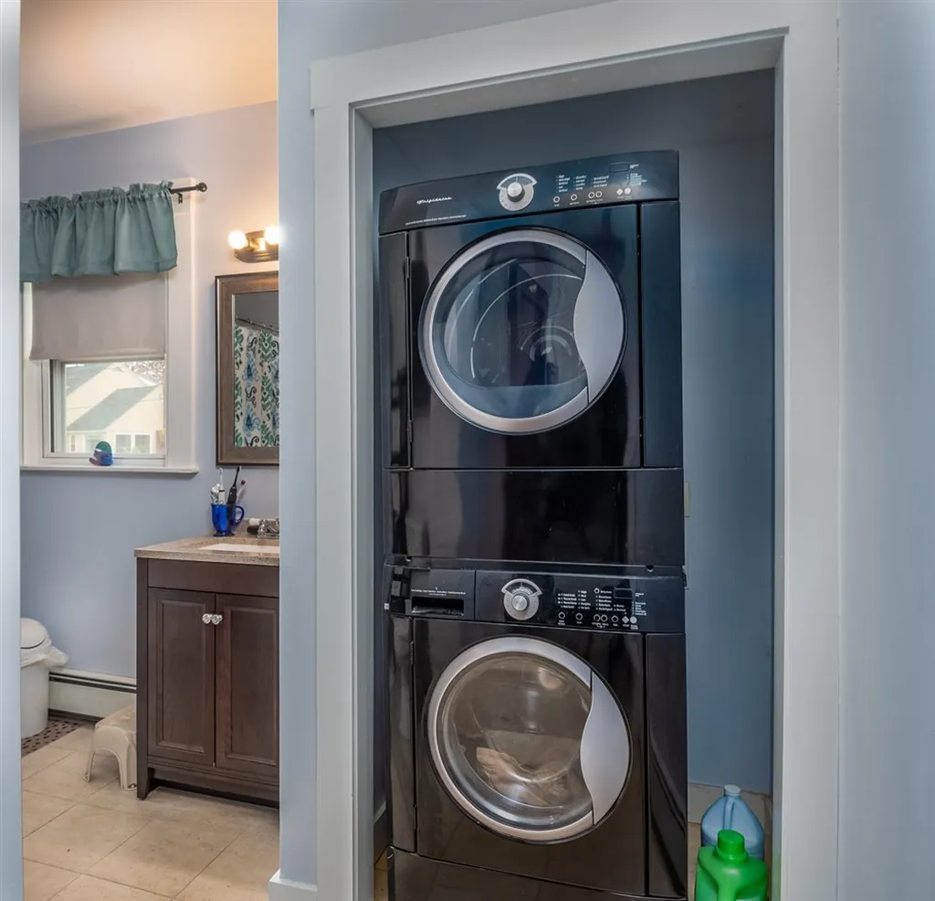 15 Lambert Court Rochester NH 03867