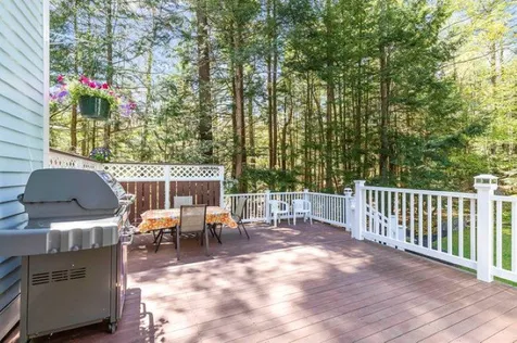 30 Captains Way Exeter NH 03833