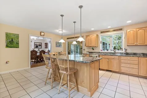 30 Captains Way Exeter NH 03833