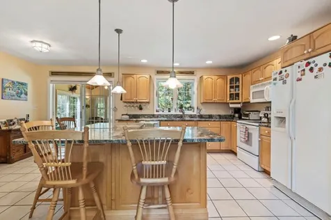 30 Captains Way Exeter NH 03833