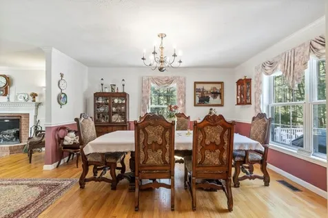 30 Captains Way Exeter NH 03833