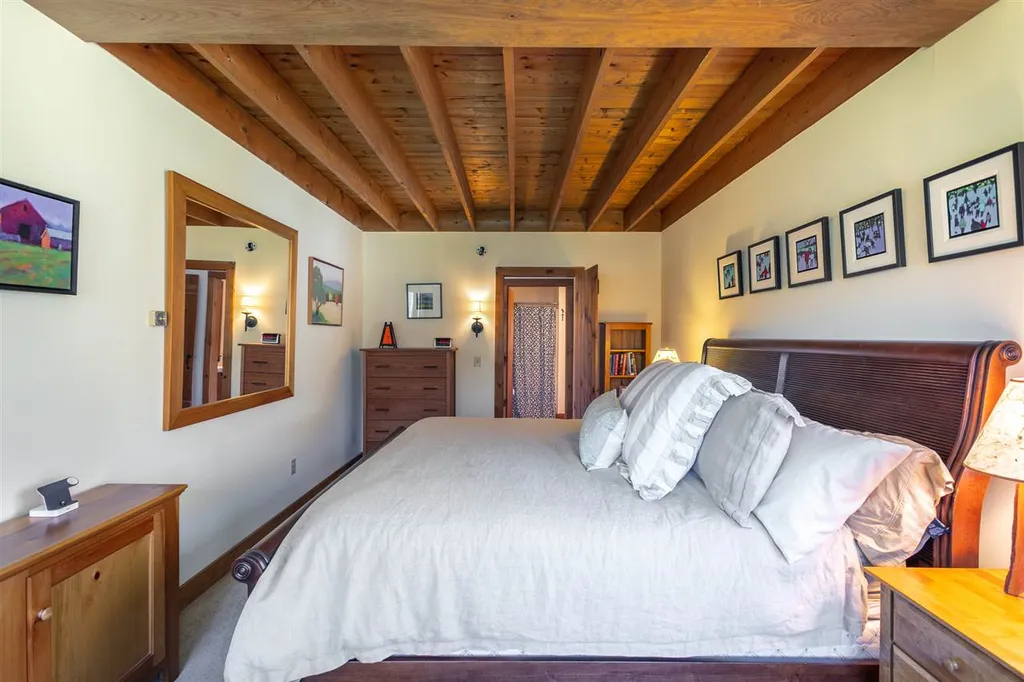 521 Gilcrist Road Stowe VT 05672