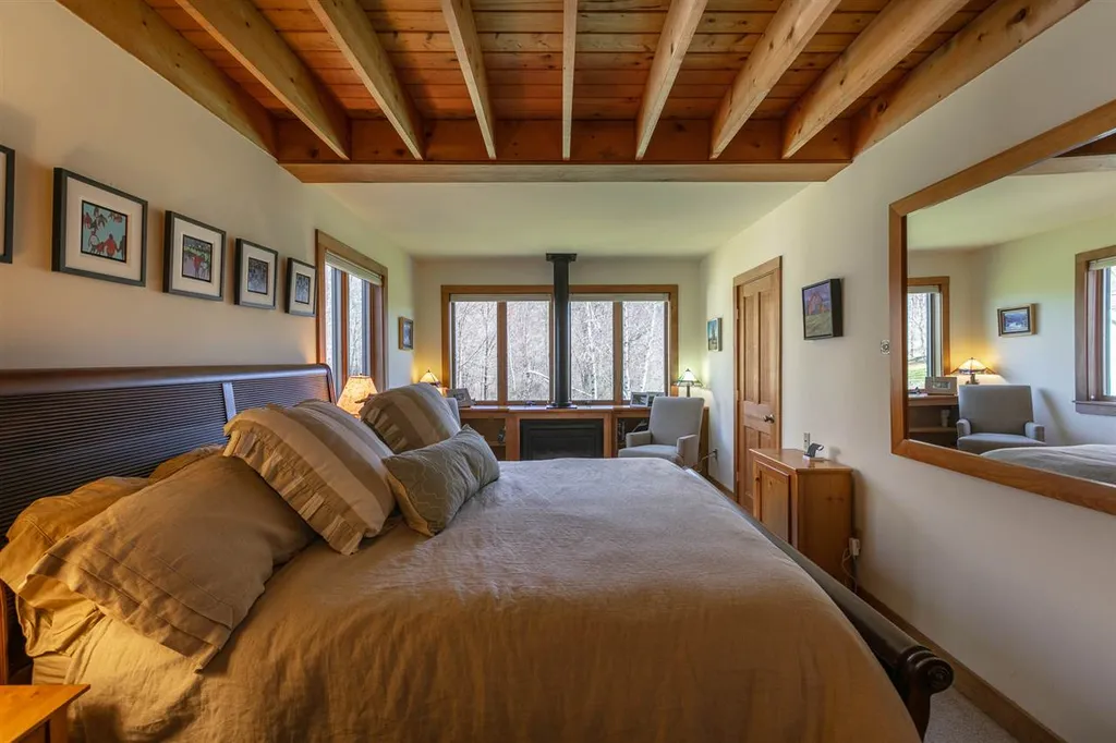 521 Gilcrist Road Stowe VT 05672