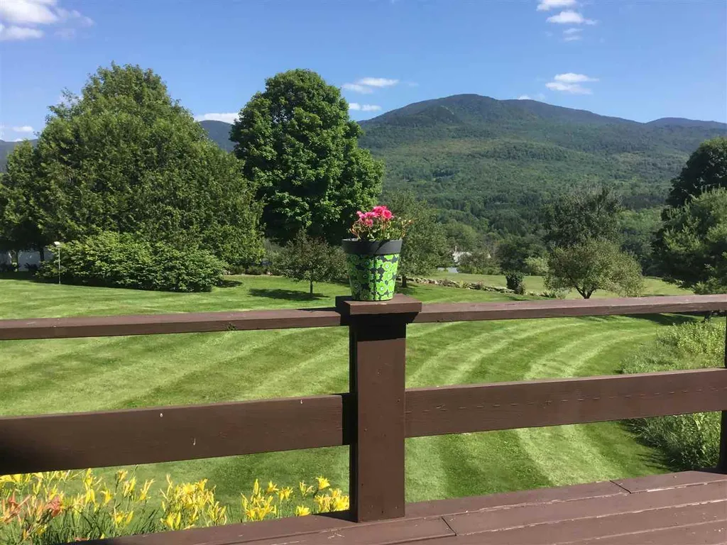 521 Gilcrist Road Stowe VT 05672