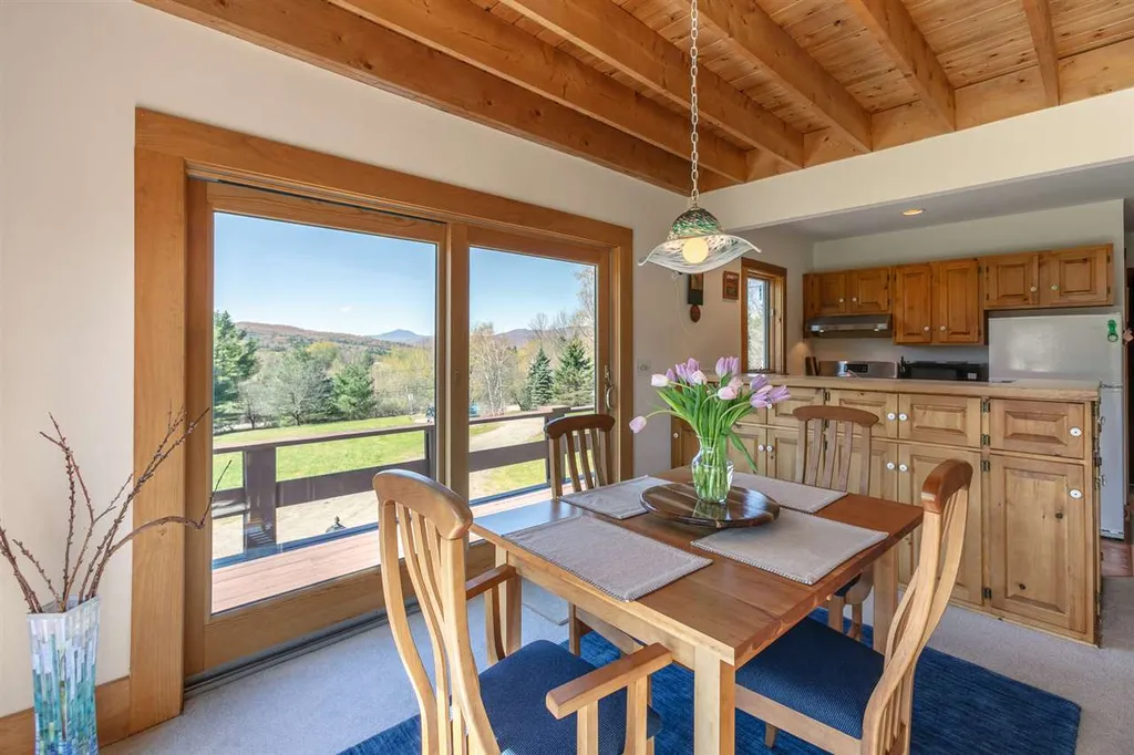 521 Gilcrist Road Stowe VT 05672