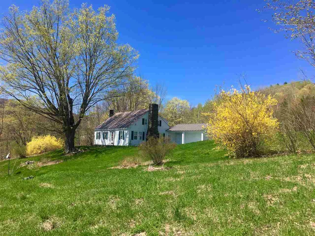 372 Cherry Hill Road Pomfret VT 05084