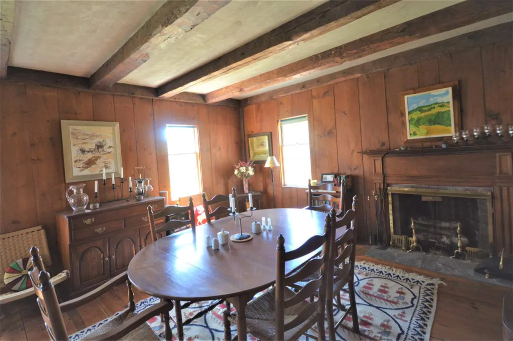 372 Cherry Hill Road Pomfret VT 05084