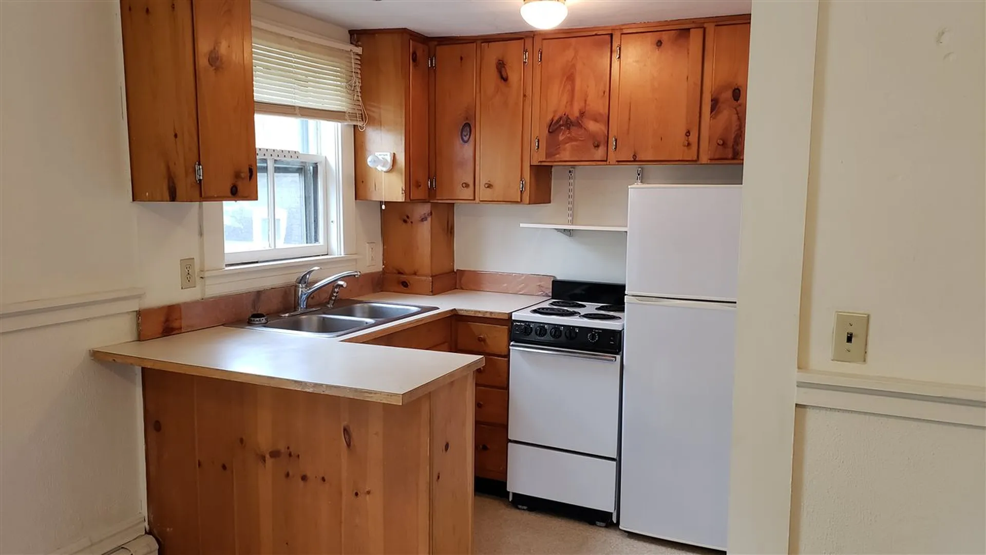 76 Elm Street Milford NH 03055