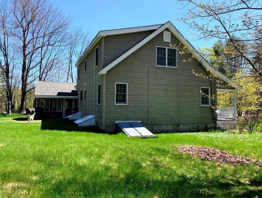 34 Queen Street Boscawen NH 03303