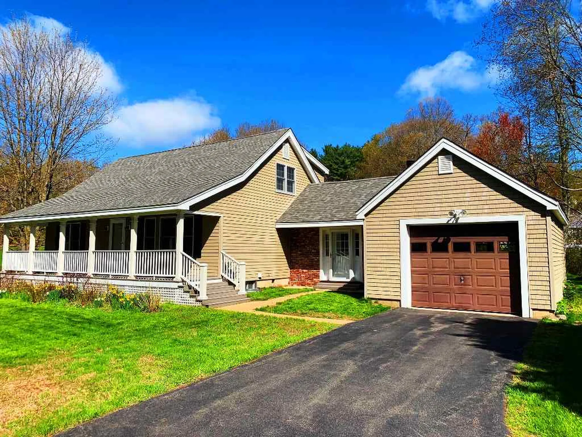 34 Queen Street Boscawen NH 03303