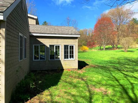 34 Queen Street Boscawen NH 03303