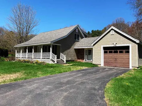 34 Queen Street Boscawen NH 03303