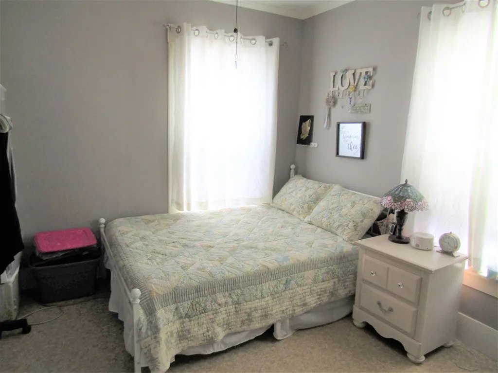 196 Pleasant Street Franklin NH 03235