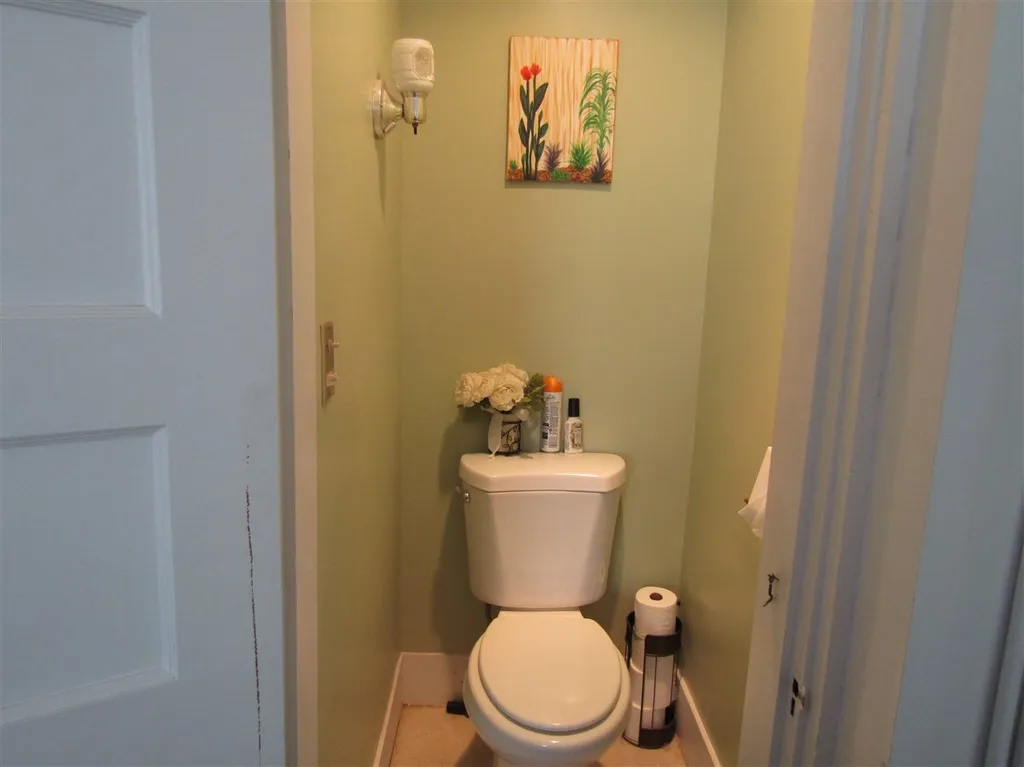 196 Pleasant Street Franklin NH 03235