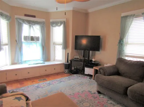 196 Pleasant Street Franklin NH 03235