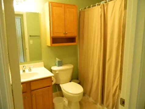 15 Cottage Lane Hampstead NH 03826