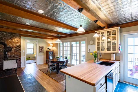 522 East Road Cornish NH 03745