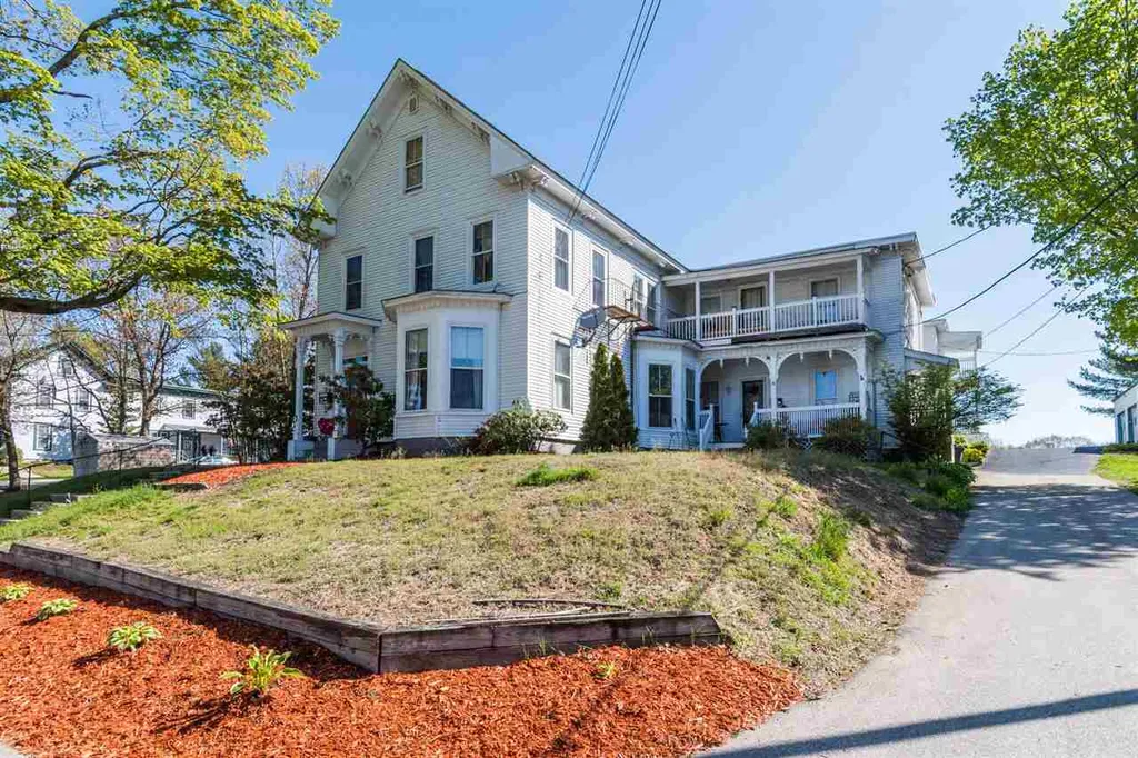 42 Arlington Street Nashua NH 03060