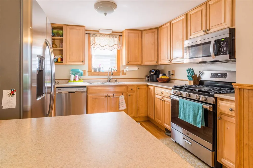 42 Arlington Street Nashua NH 03060