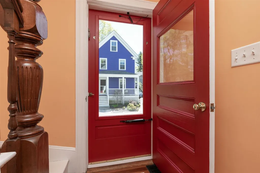 53 Mcnabb Court Portsmouth NH 03801