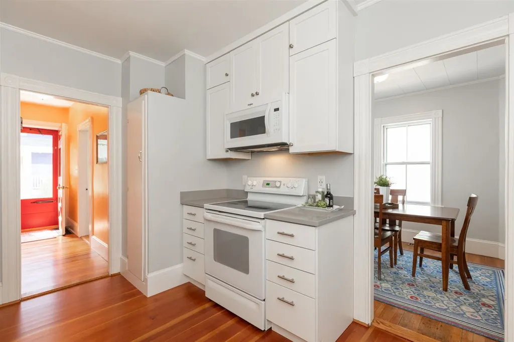 53 Mcnabb Court Portsmouth NH 03801