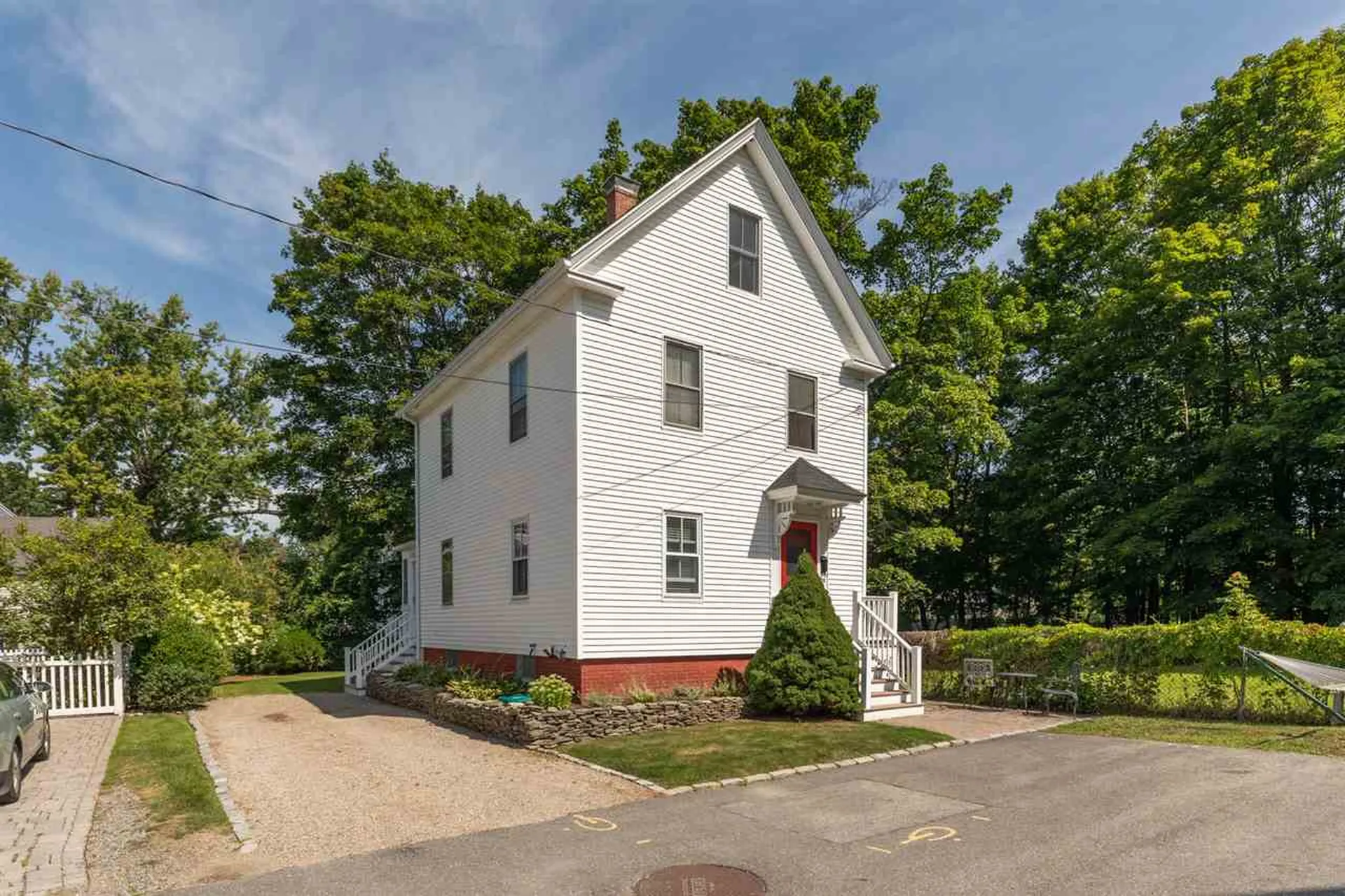 53 Mcnabb Court Portsmouth NH 03801