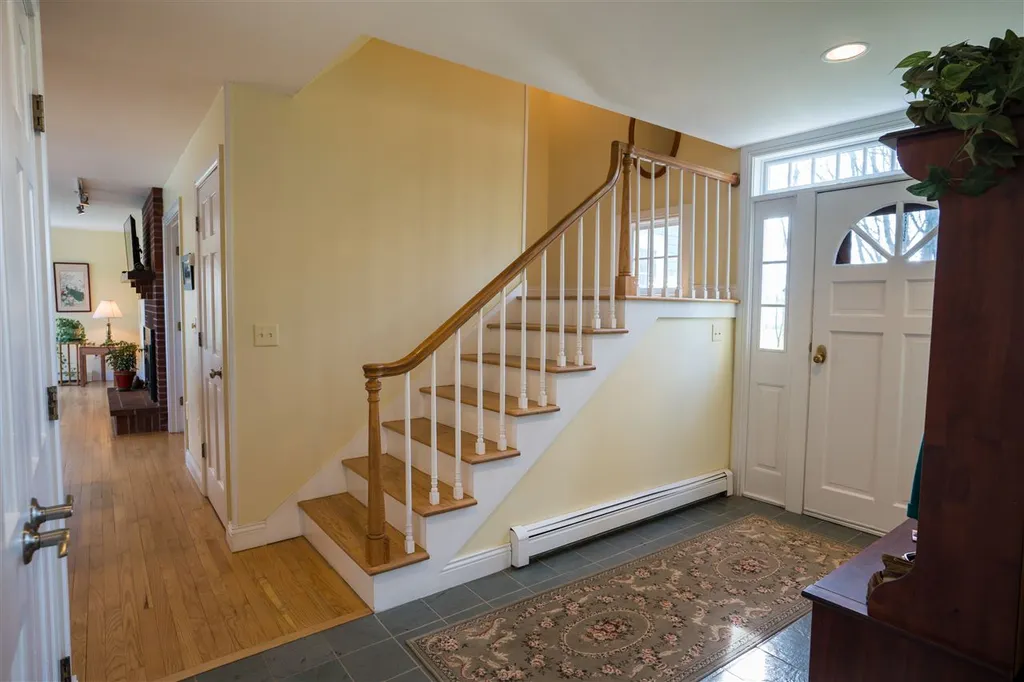 605 Meadowside Drive Charlotte VT 05445