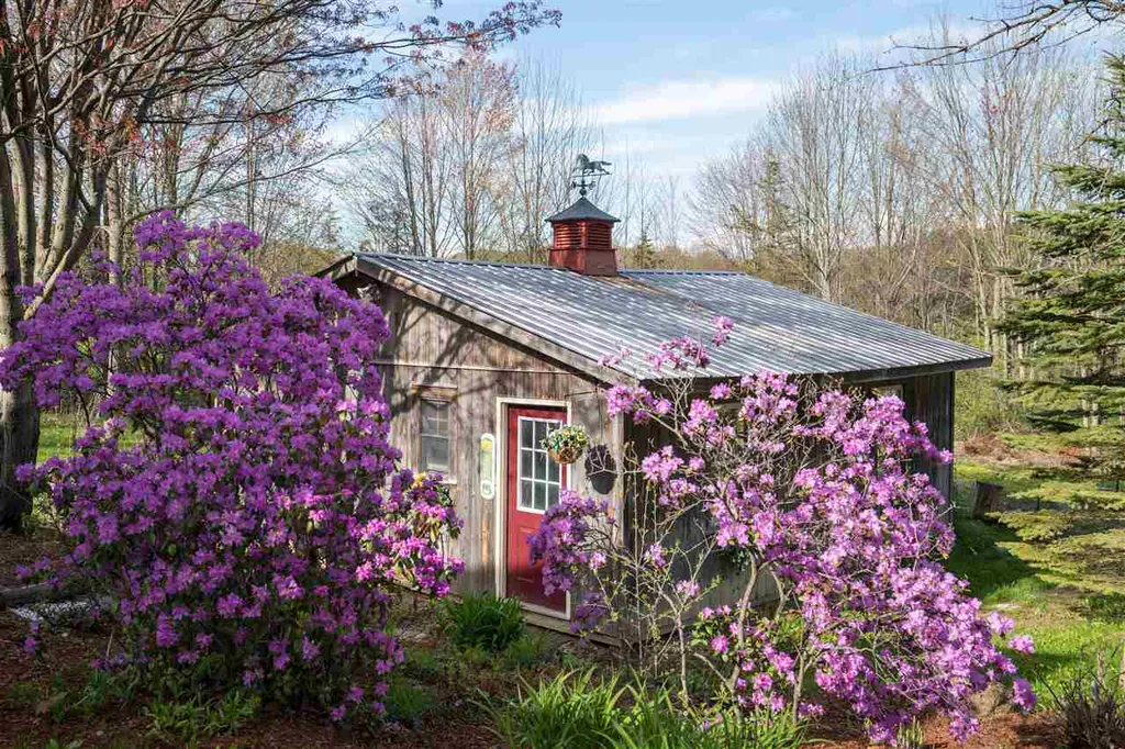 605 Meadowside Drive Charlotte VT 05445