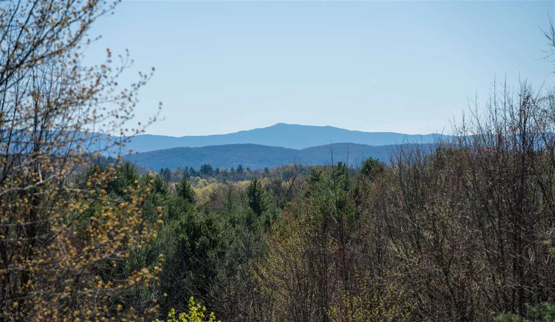 605 Meadowside Drive Charlotte VT 05445
