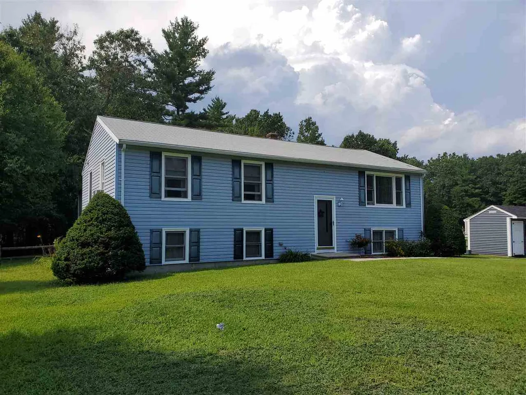 2 Beaver Pond Road Kingston NH 03848