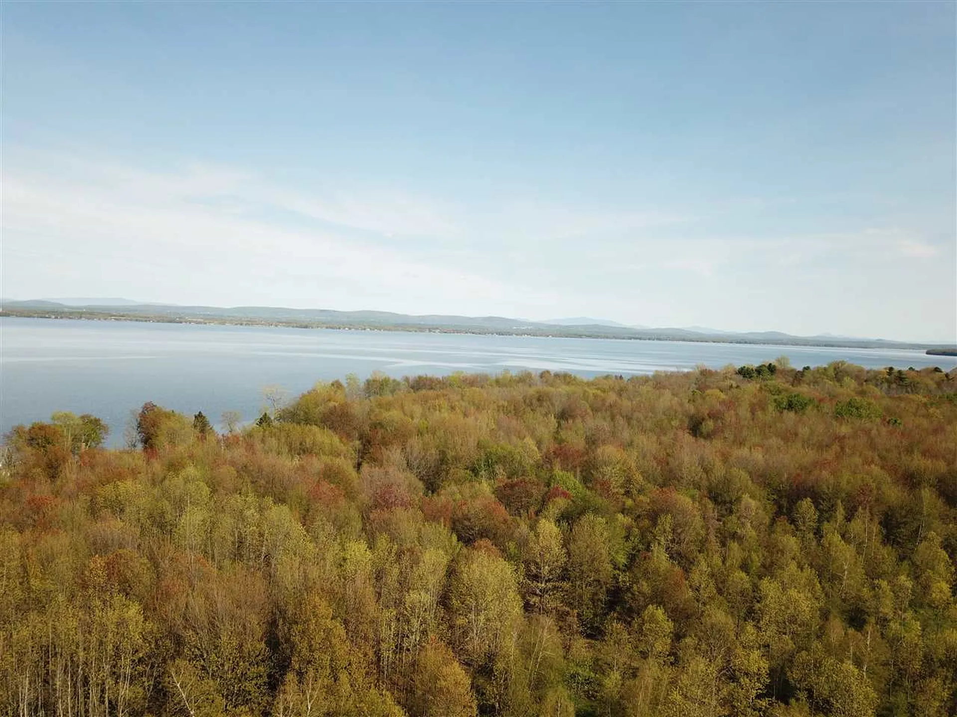 2510 Lakeview Drive North Hero VT 05474