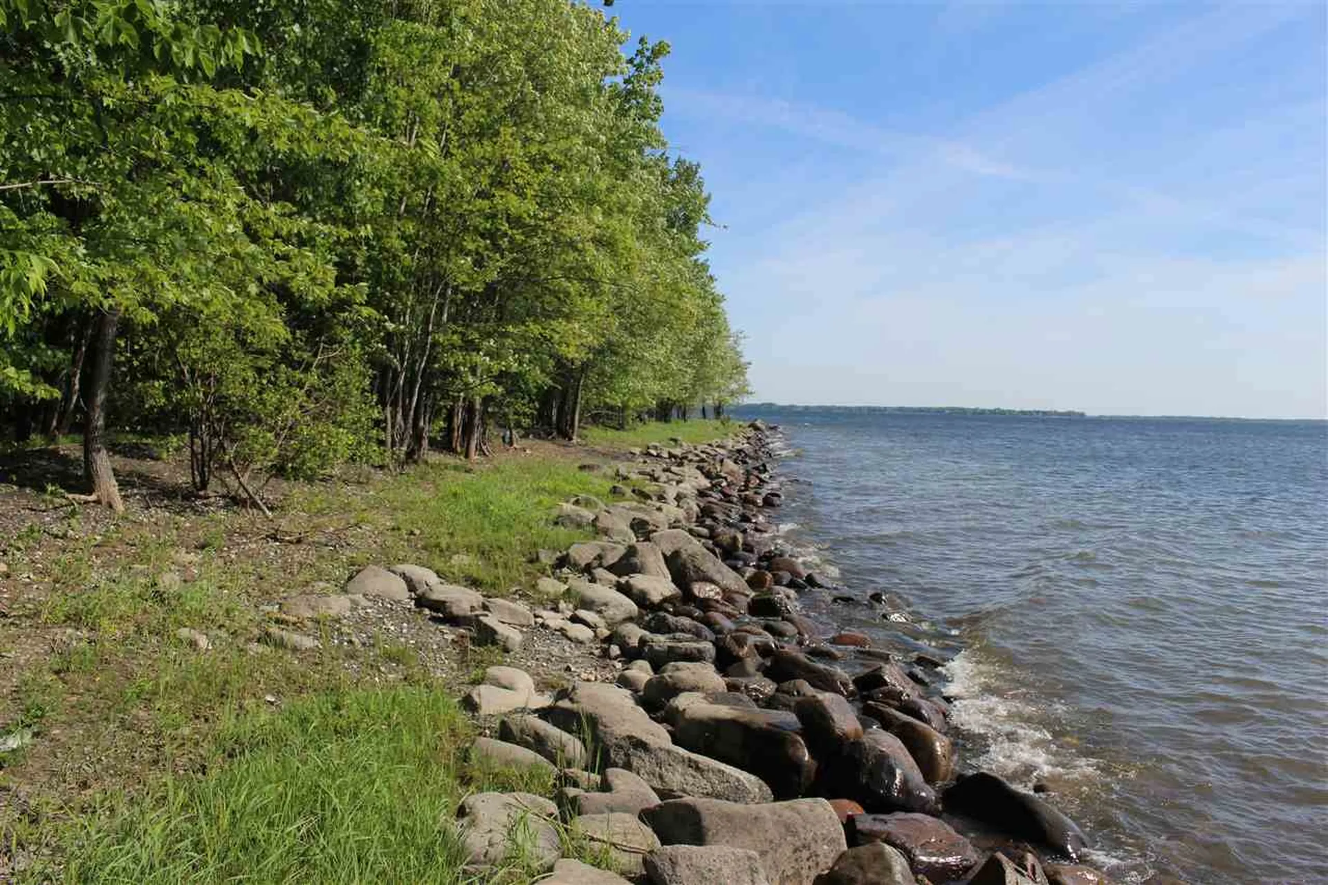 2510 Lakeview Drive North Hero VT 05474