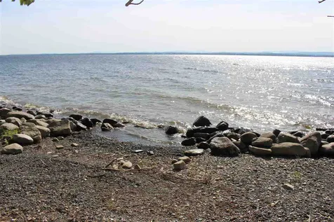 2510 Lakeview Drive North Hero VT 05474