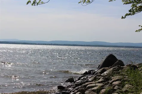 2510 Lakeview Drive North Hero VT 05474