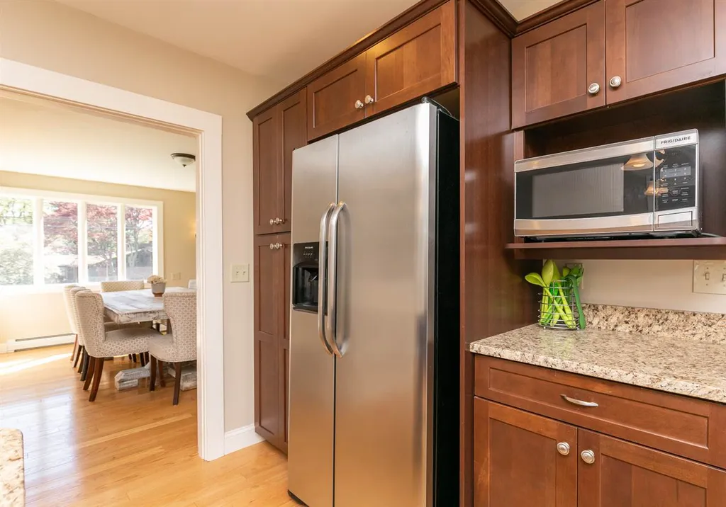 104 Echo Avenue Portsmouth NH 03801