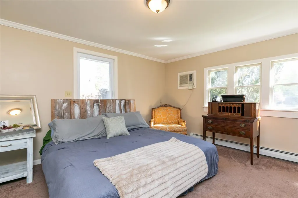 104 Echo Avenue Portsmouth NH 03801