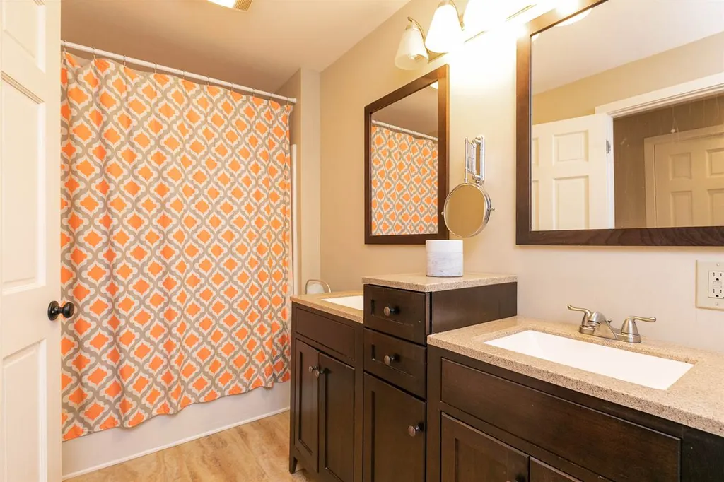 104 Echo Avenue Portsmouth NH 03801
