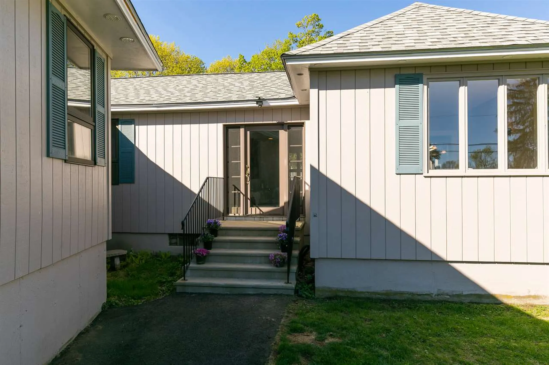 104 Echo Avenue Portsmouth NH 03801