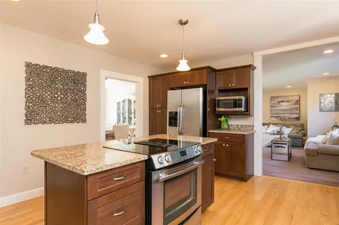 104 Echo Avenue Portsmouth NH 03801