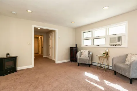 104 Echo Avenue Portsmouth NH 03801