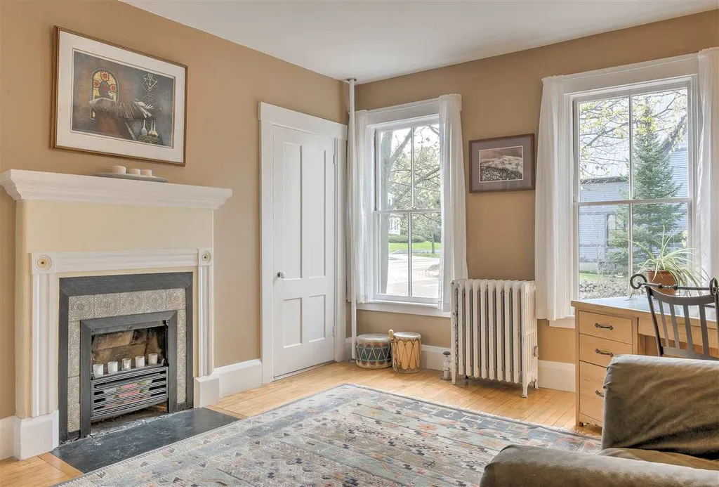 336 Court Street Keene NH 03431