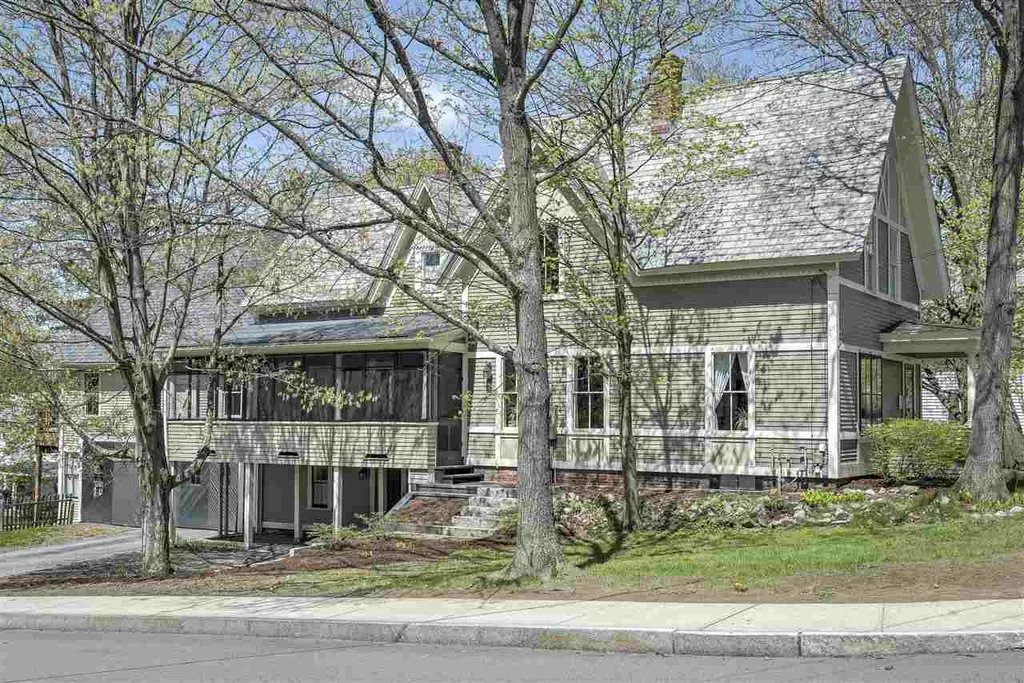 336 Court Street Keene NH 03431