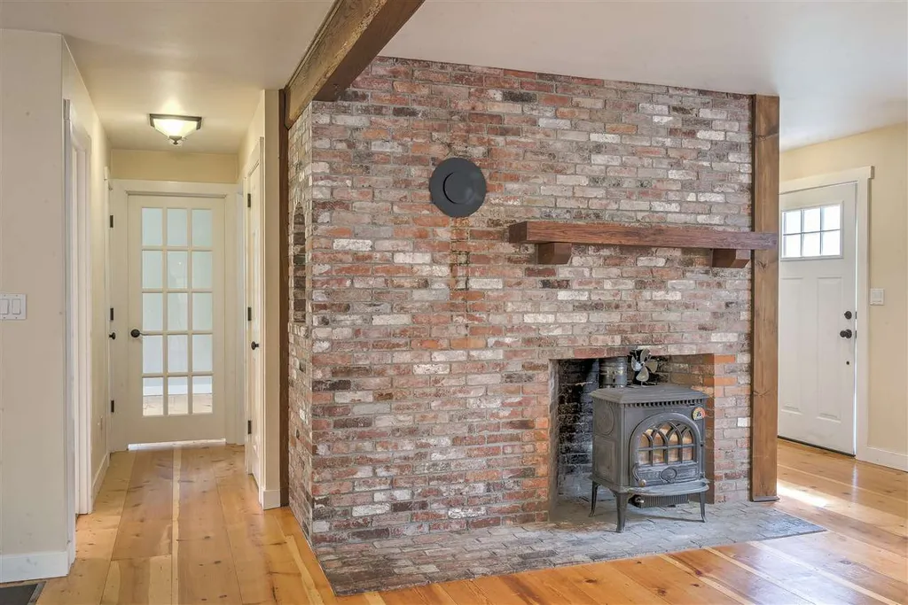 277 Boulder Drive Dublin NH 03444