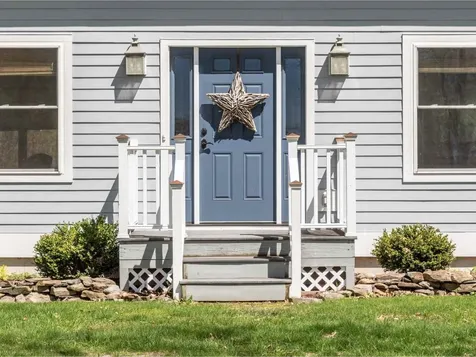 12 Lomeadow Road Hinesburg VT 05461