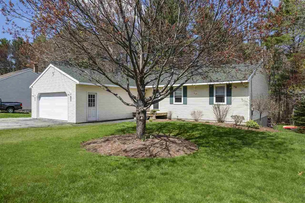 42 Emerald Drive Laconia NH 03246
