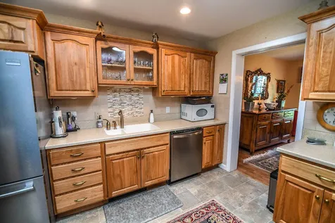 77 Brown Brook Circle Fremont NH 03044